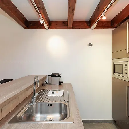 Aout 42 Apartmán